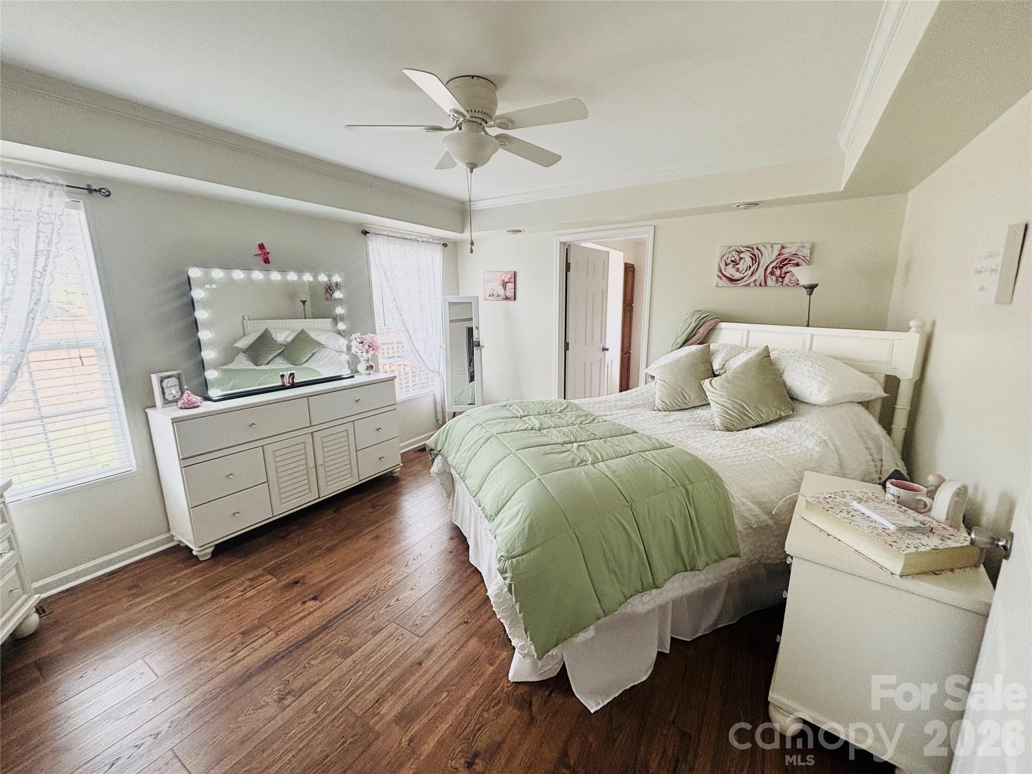 124 Hood Heights Hendersonville NC 28739