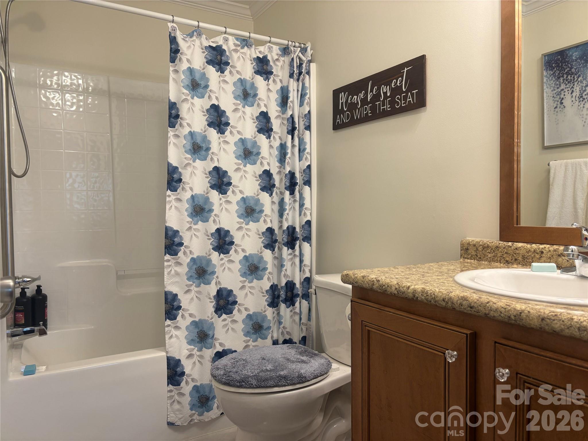 124 Hood Heights Hendersonville NC 28739