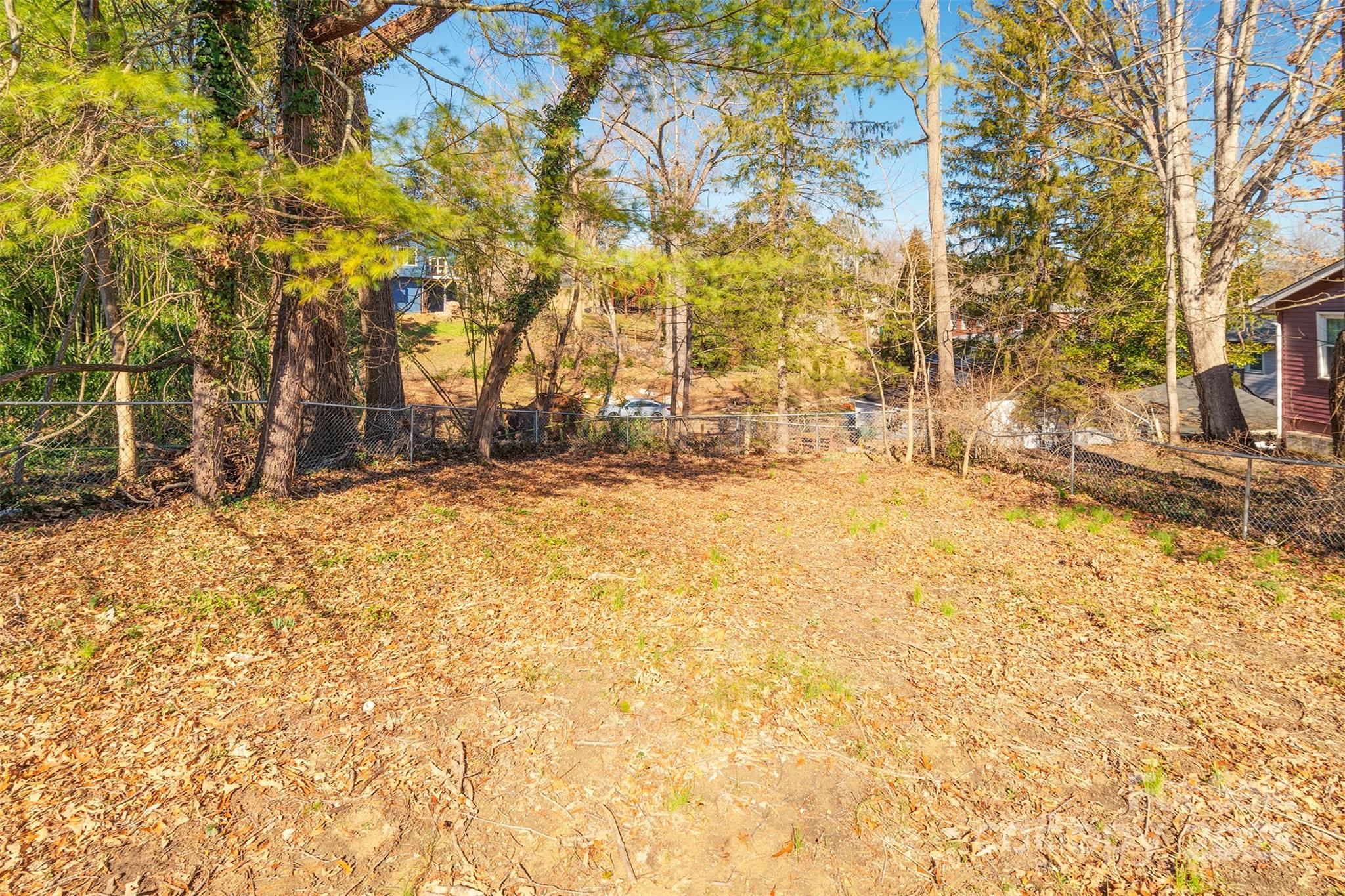 28 Robindale Avenue Asheville NC 28801