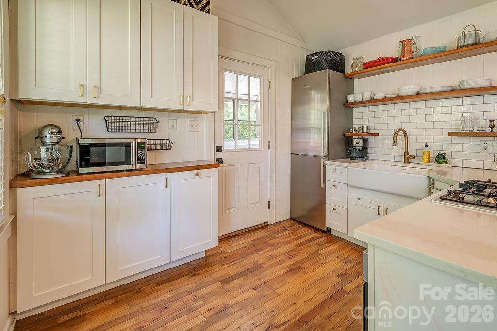 7 Tarpon Avenue Asheville NC 28806