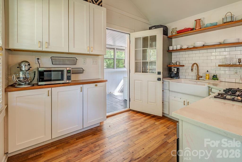 7 Tarpon Avenue Asheville NC 28806