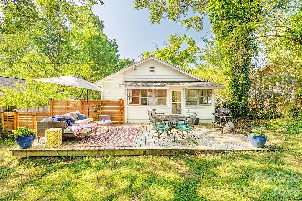 7 Tarpon Avenue Asheville NC 28806