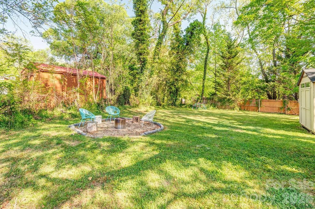 7 Tarpon Avenue Asheville NC 28806