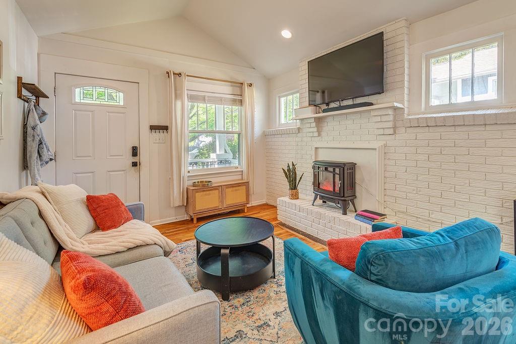 7 Tarpon Avenue Asheville NC 28806