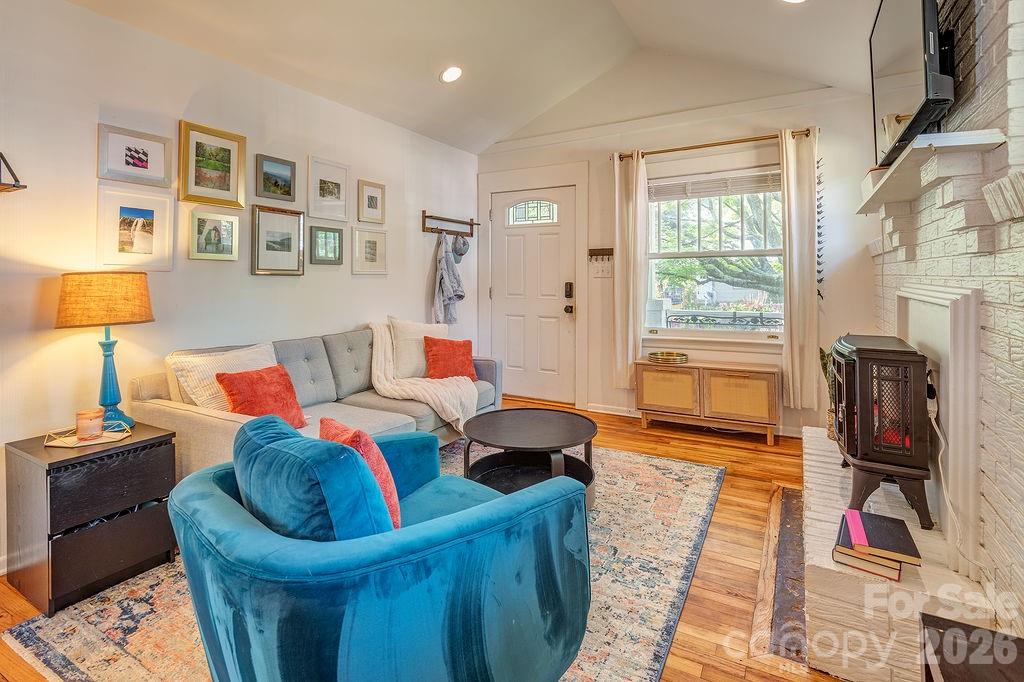 7 Tarpon Avenue Asheville NC 28806