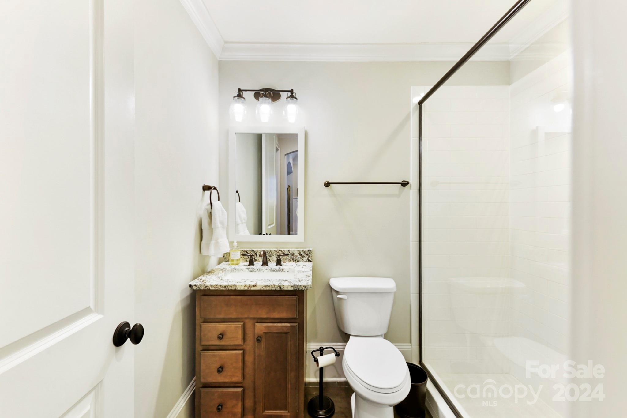 5026 Vernet Lane Charlotte NC 28210