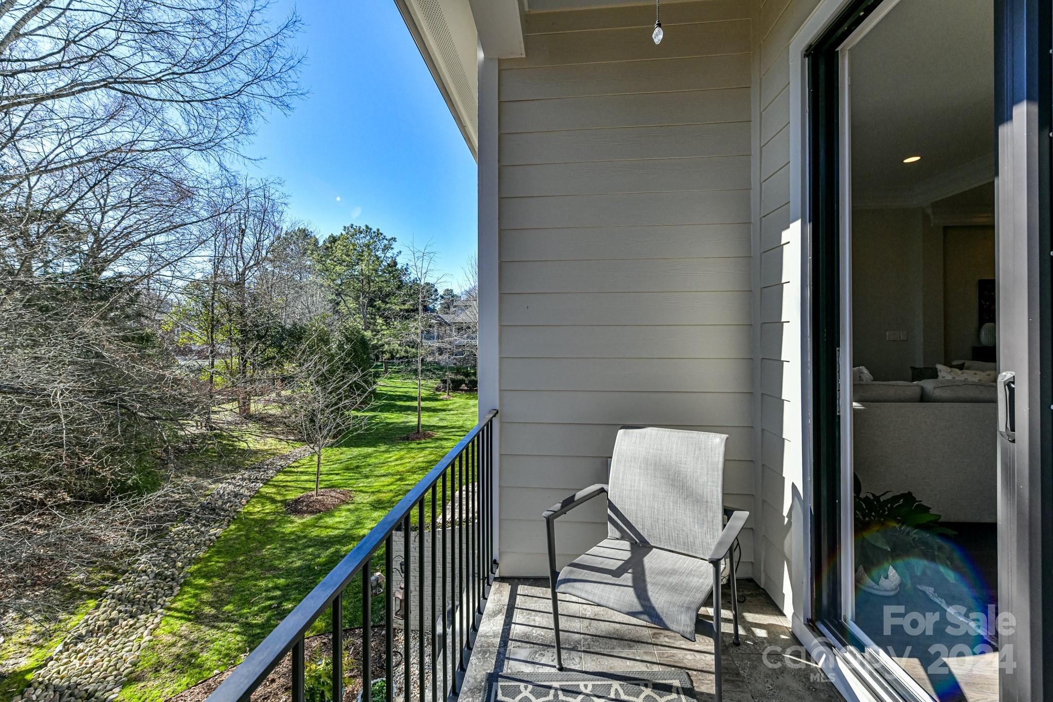 5026 Vernet Lane Charlotte NC 28210