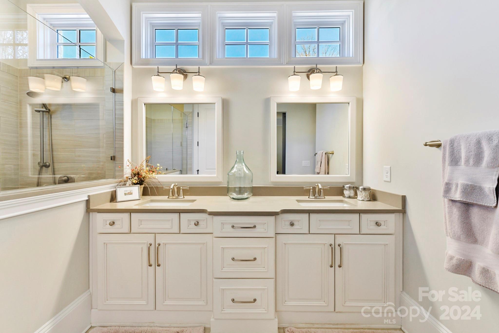 5026 Vernet Lane Charlotte NC 28210