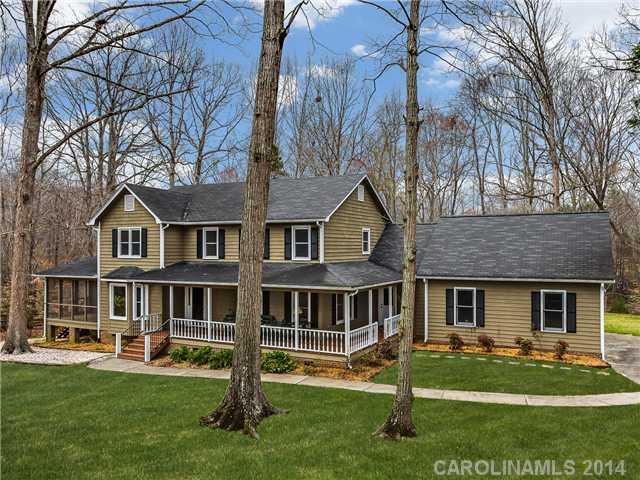 5800 Lancelot Drive Charlotte NC 28270