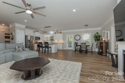 4907 Lanvale Avenue Trinity NC 27370