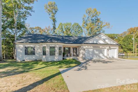 4907 Lanvale Avenue Trinity NC 27370