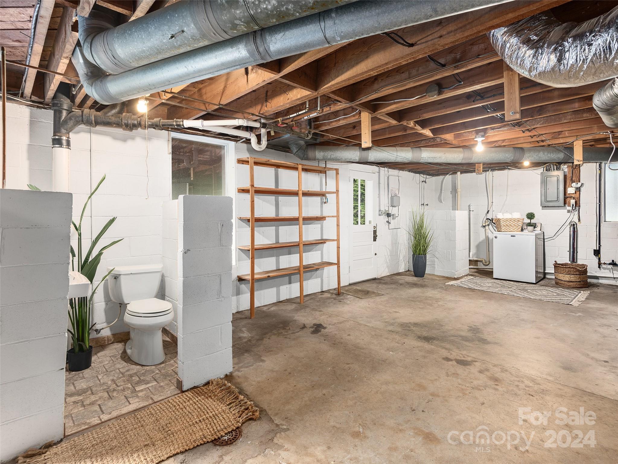 61 Bear Creek Road Asheville NC 28806