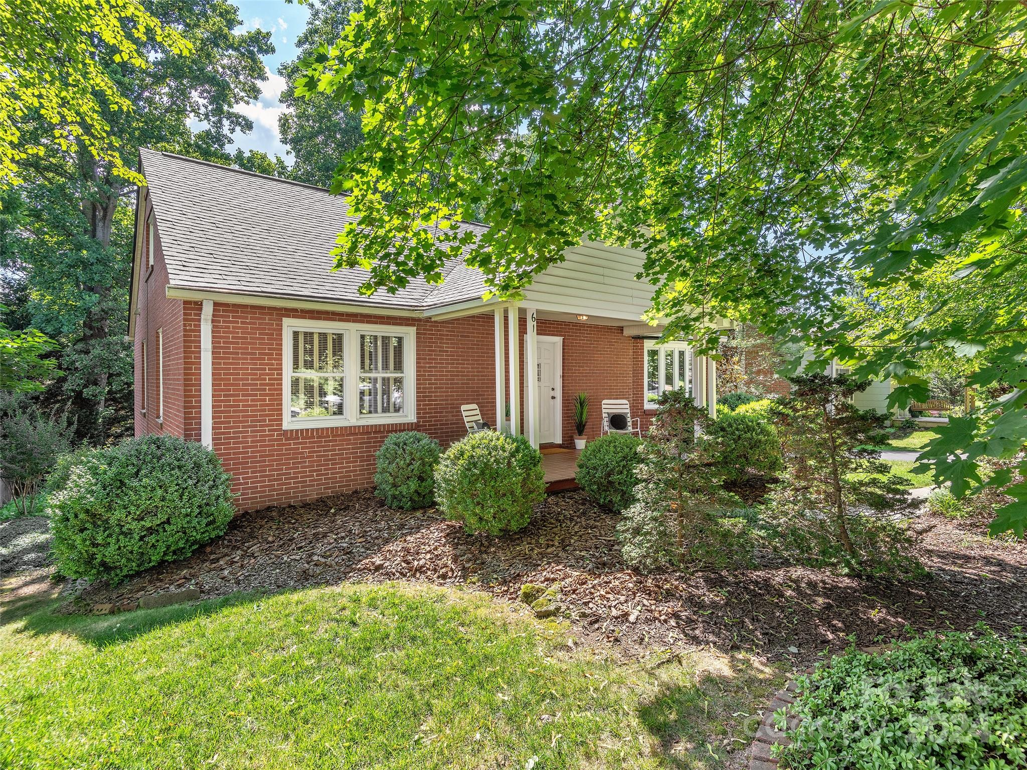61 Bear Creek Road Asheville NC 28806