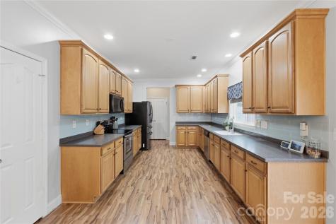 122 Colville Road Mooresville NC 28117