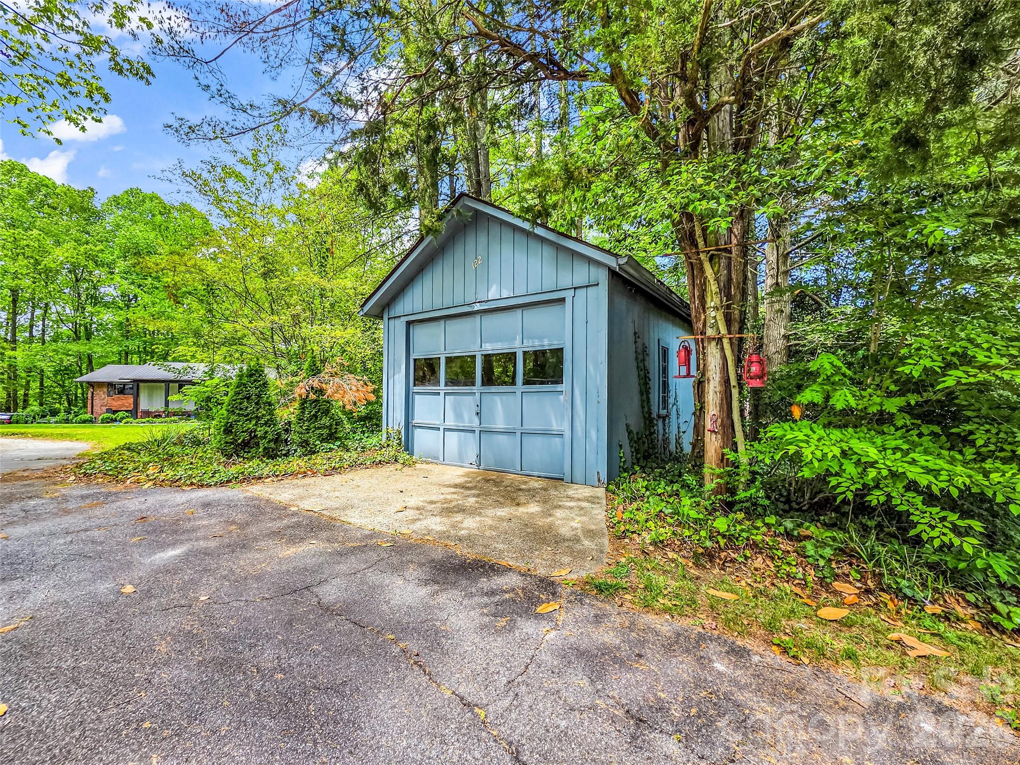 122 W Sweetbriar Lane Etowah NC 28729
