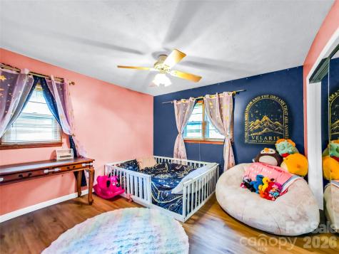 122 W Sweetbriar Lane Etowah NC 28729