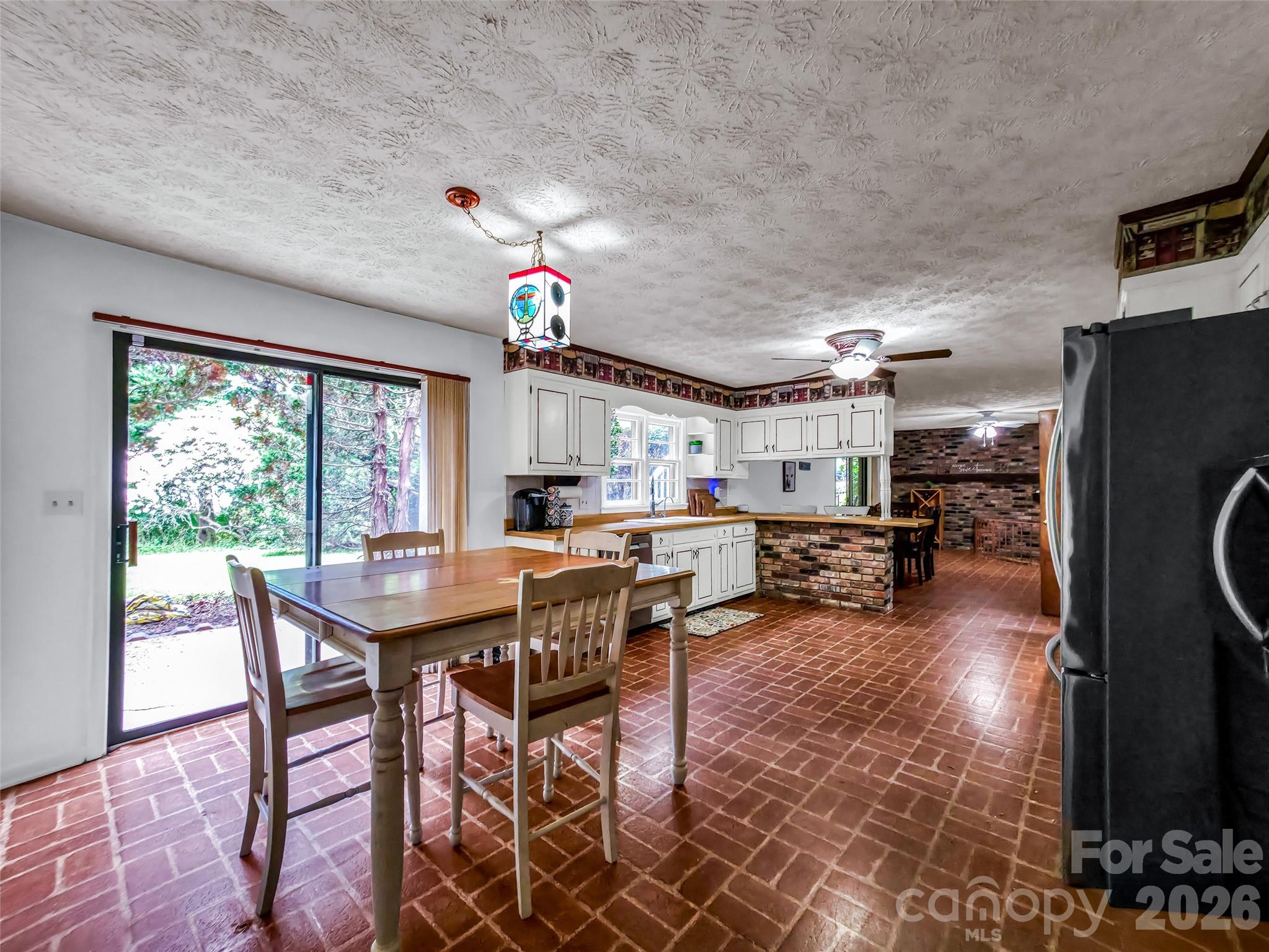 122 W Sweetbriar Lane Etowah NC 28729