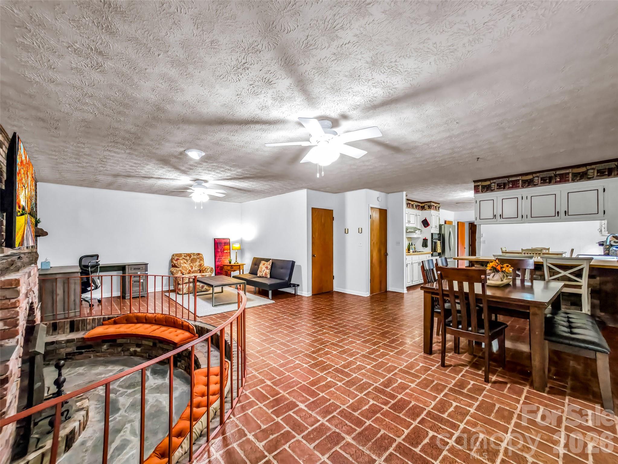 122 W Sweetbriar Lane Etowah NC 28729