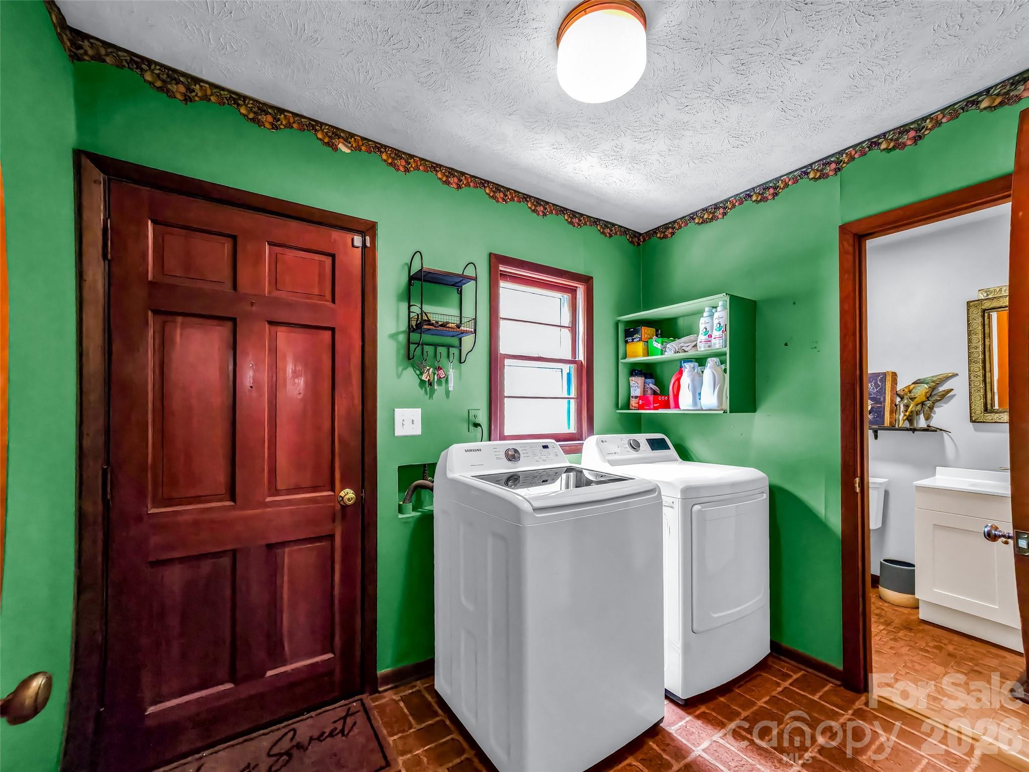 122 W Sweetbriar Lane Etowah NC 28729