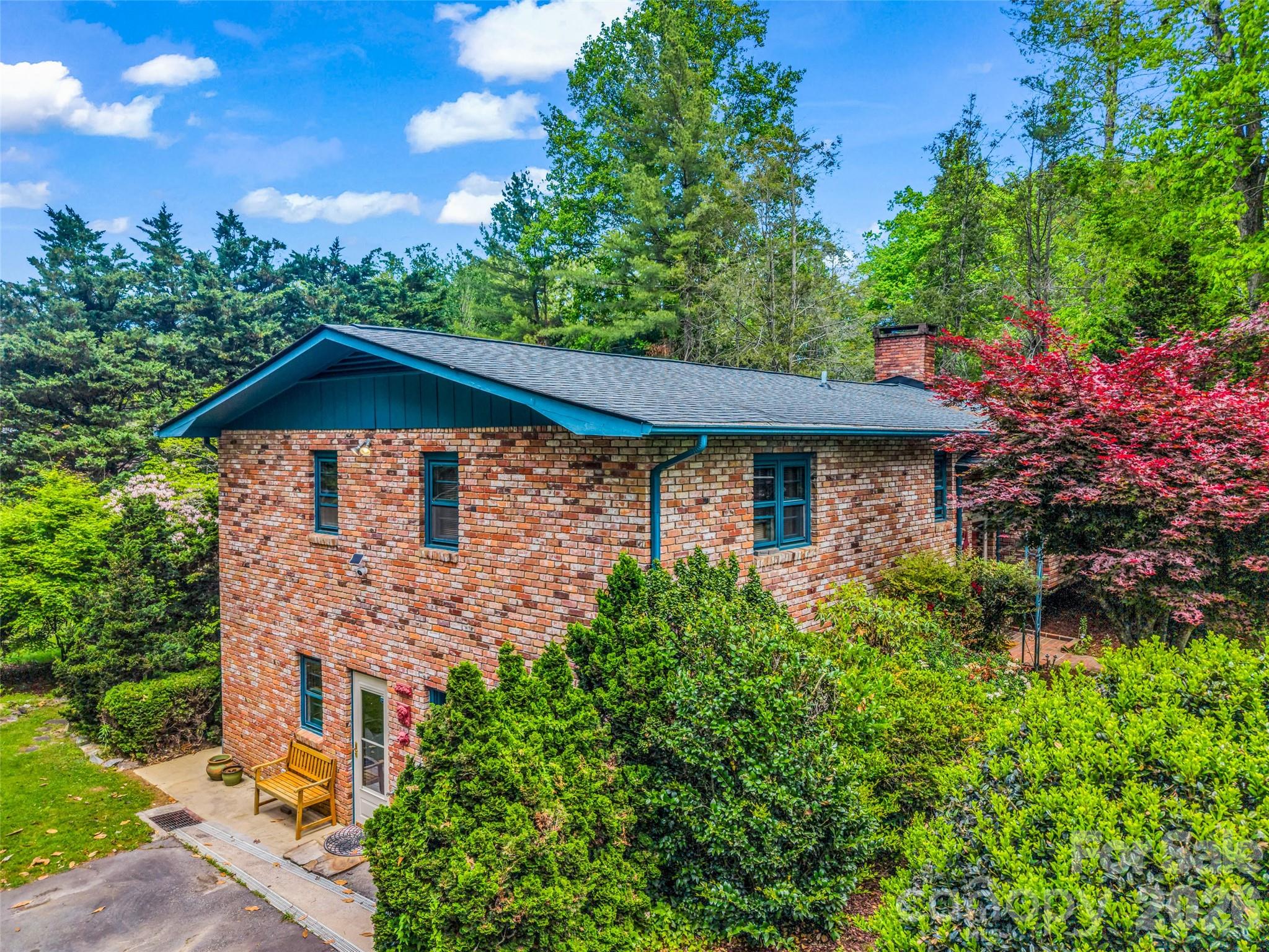 122 W Sweetbriar Lane Etowah NC 28729