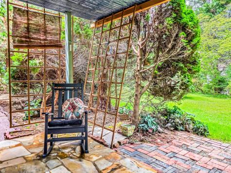 122 W Sweetbriar Lane Etowah NC 28729