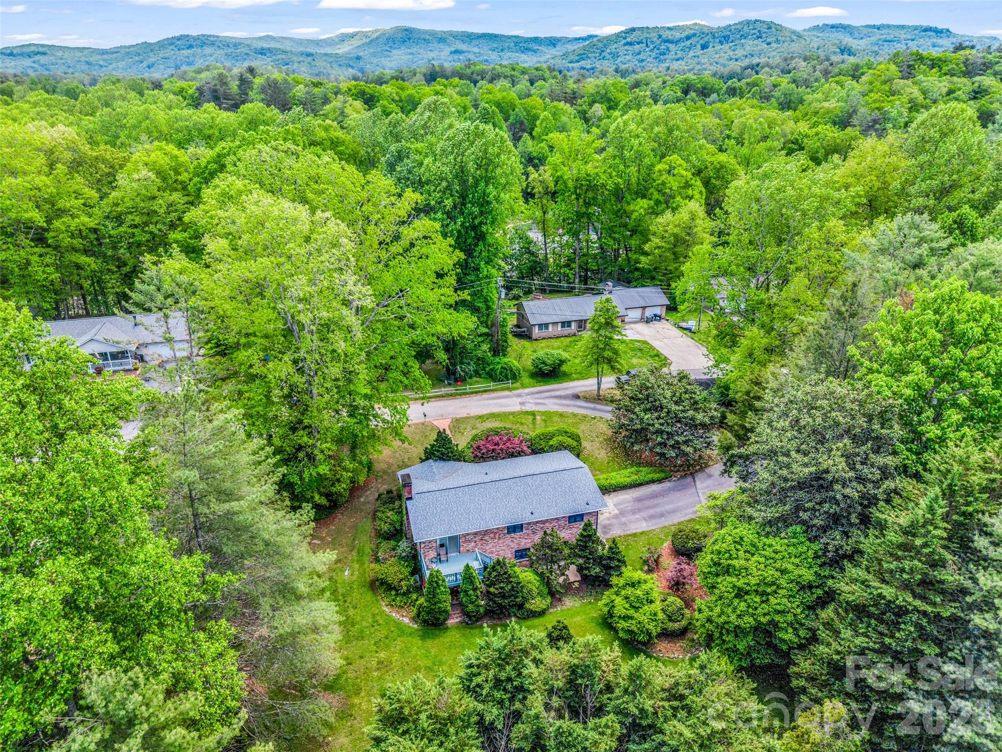 122 W Sweetbriar Lane Etowah NC 28729