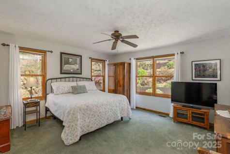 34 Garren Mountain Lane Fairview NC 28730