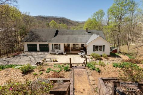 34 Garren Mountain Lane Fairview NC 28730