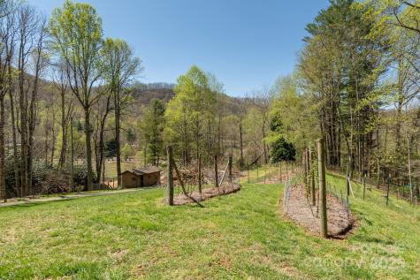 34 Garren Mountain Lane Fairview NC 28730