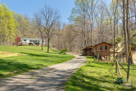 34 Garren Mountain Lane Fairview NC 28730