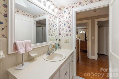 692 Capelsie Road Candor NC 27229