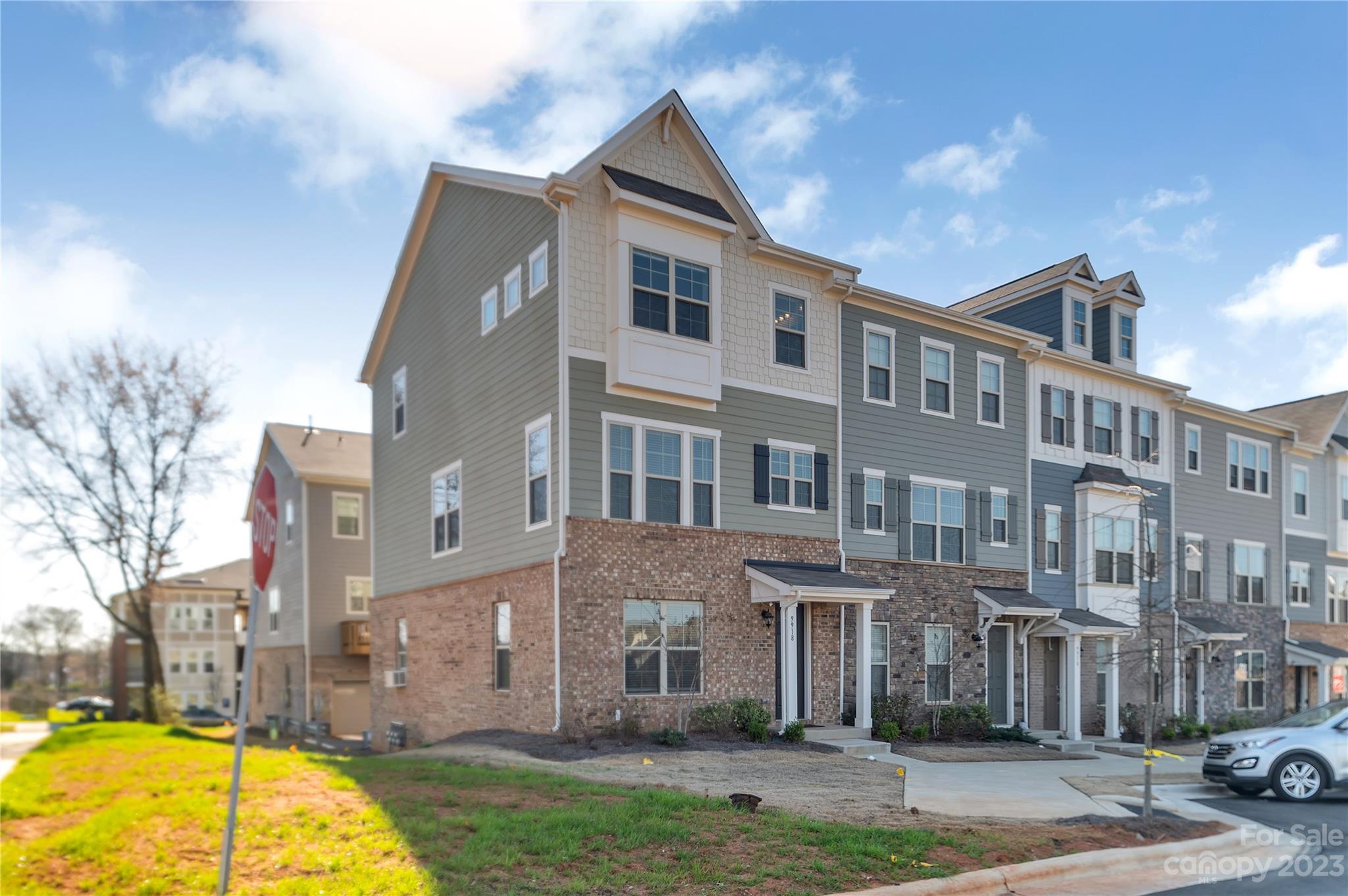 9918 Ainslie Downs Street Charlotte NC 28273