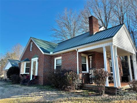 3391 Asbury Road Mount Airy NC 27030