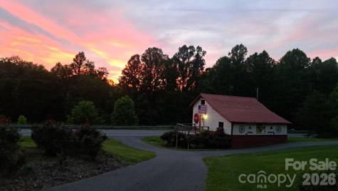 3391 Asbury Road Mount Airy NC 27030