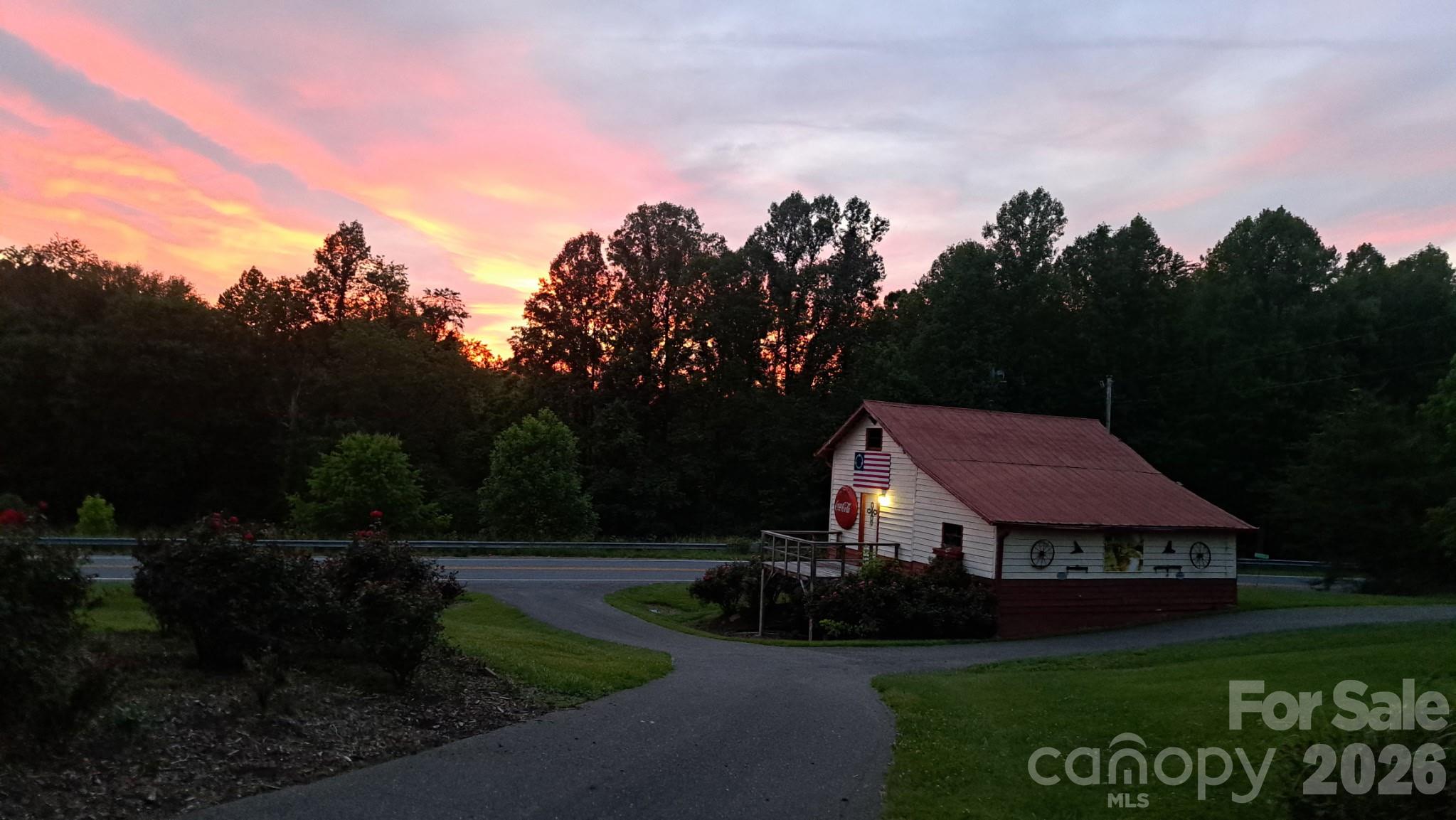 3391 Asbury Road Mount Airy NC 27030