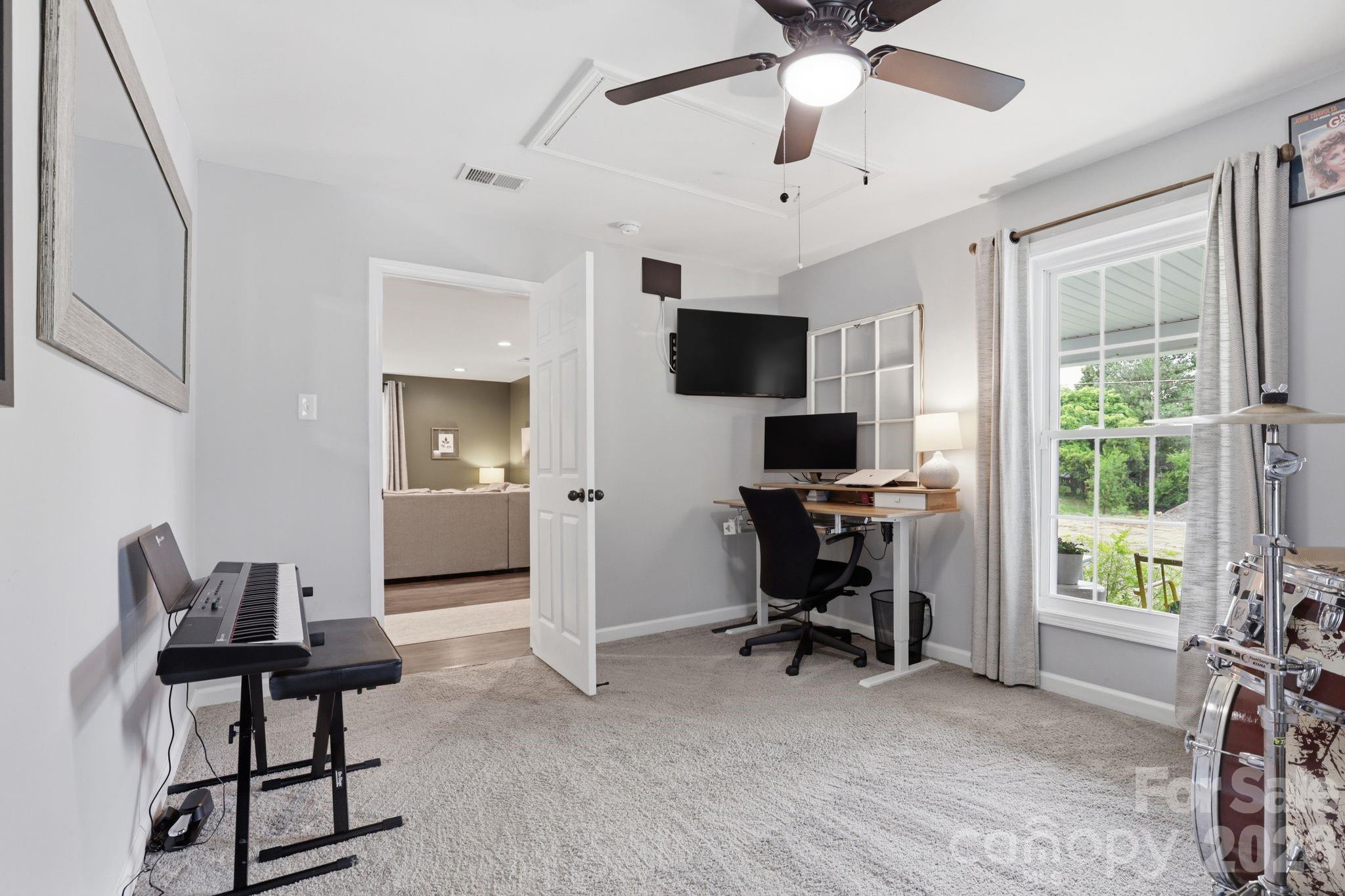 92 NW Meadow Avenue NE Concord NC 28025
