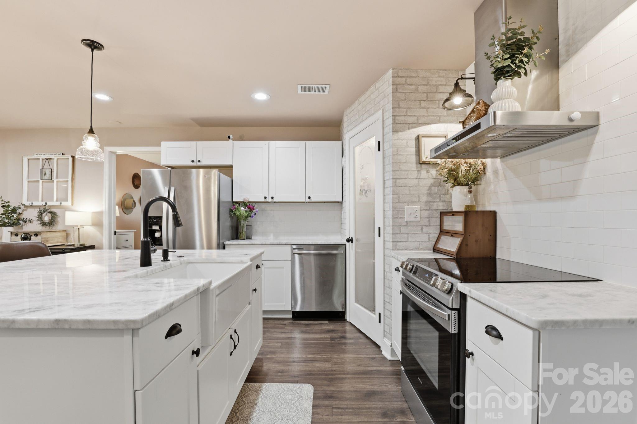 92 NW Meadow Avenue NE Concord NC 28025