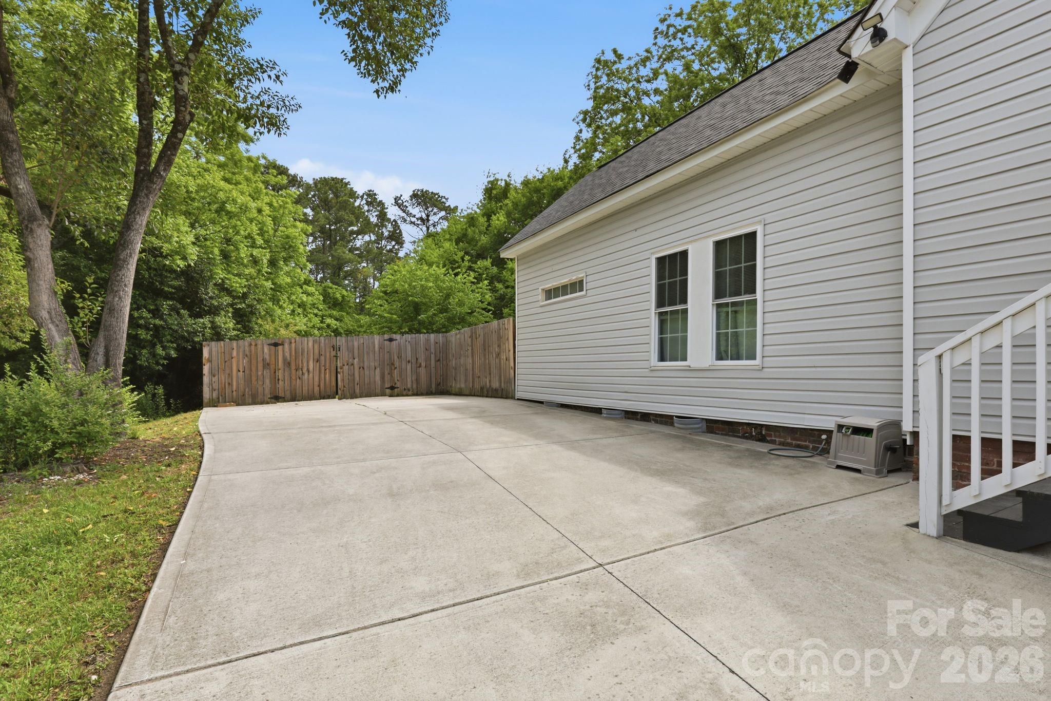92 NW Meadow Avenue NE Concord NC 28025