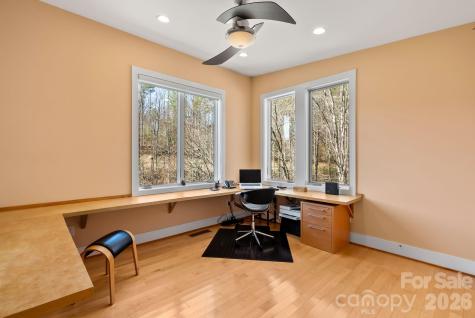 404 Amanda Drive Mars Hill NC 28754