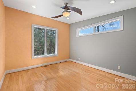 404 Amanda Drive Mars Hill NC 28754