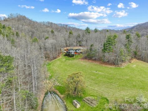 404 Amanda Drive Mars Hill NC 28754