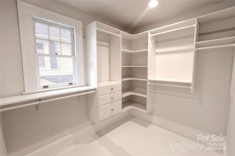 74 Linden Avenue Asheville NC 28801