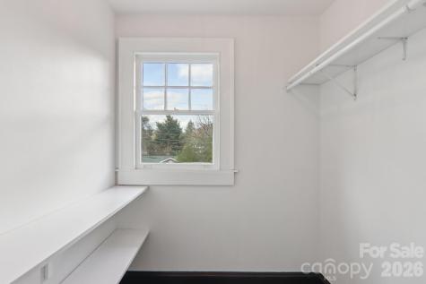 74 Linden Avenue Asheville NC 28801