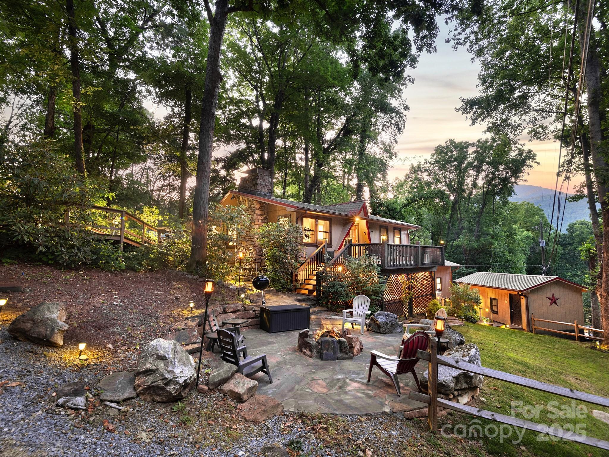 290 Dogwood Drive Maggie Valley NC 28751