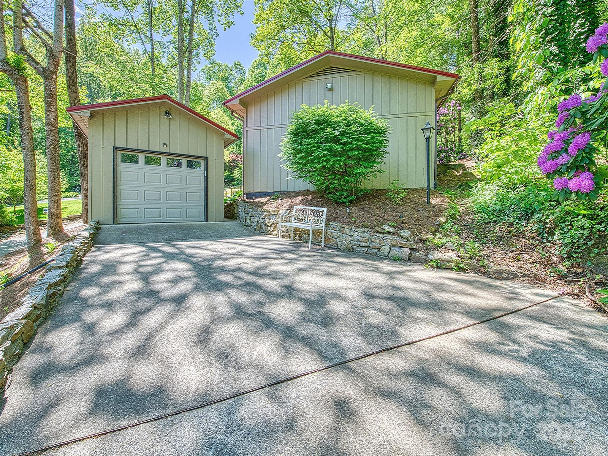 290 Dogwood Drive Maggie Valley NC 28751
