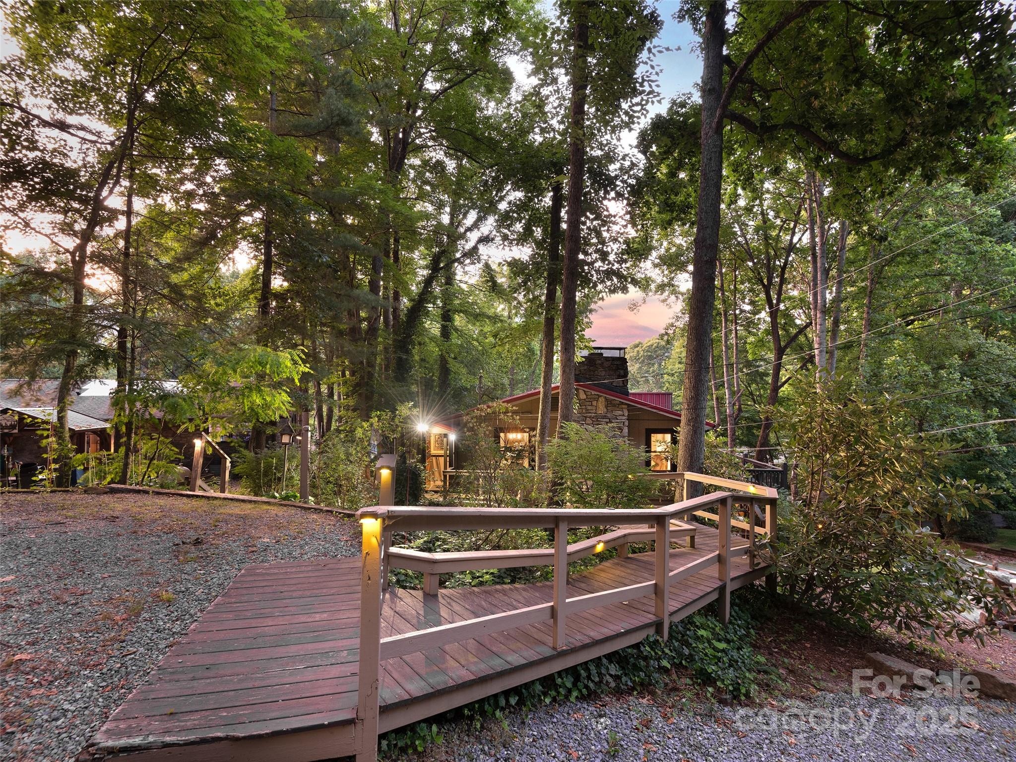 290 Dogwood Drive Maggie Valley NC 28751