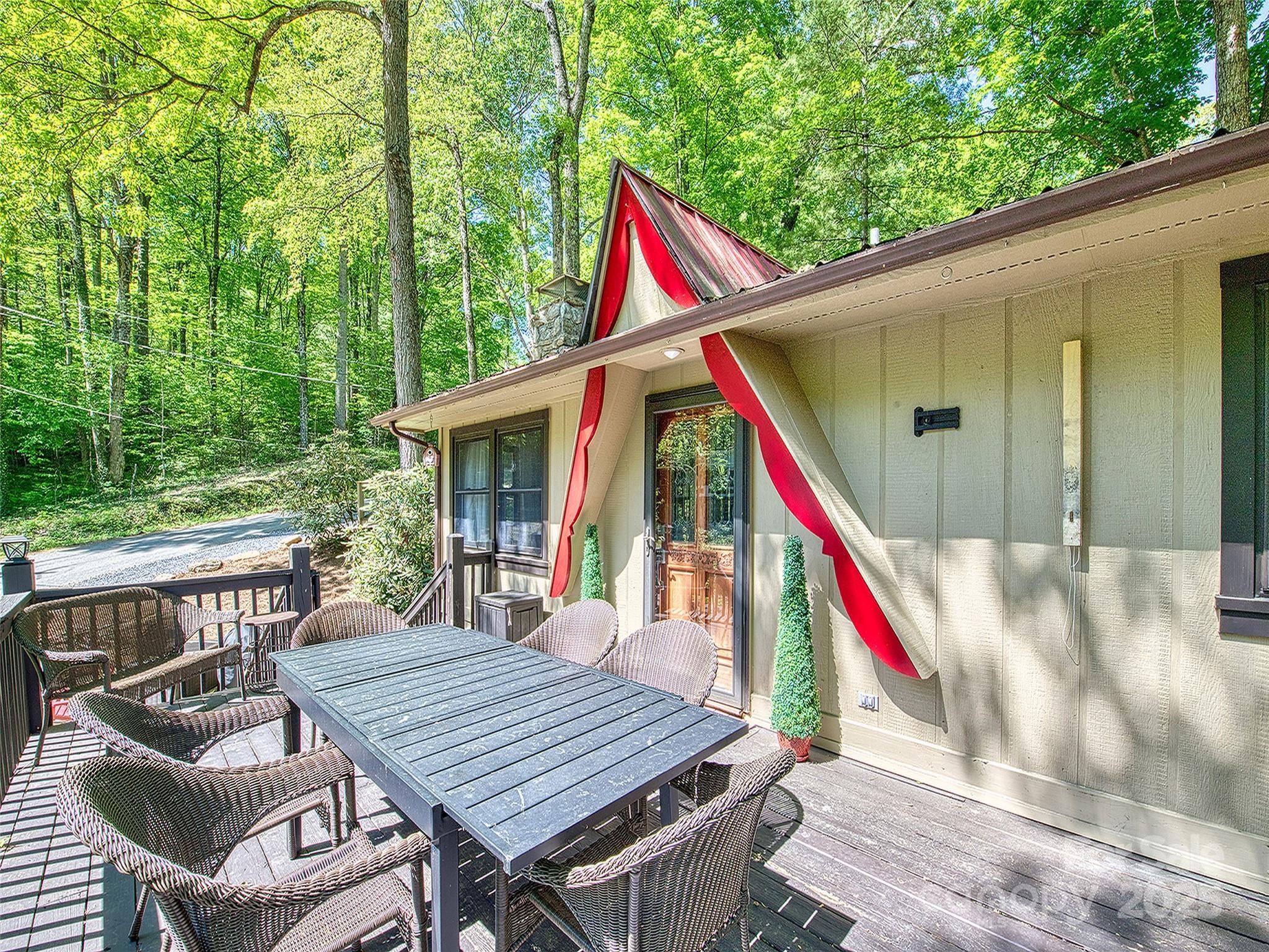 290 Dogwood Drive Maggie Valley NC 28751