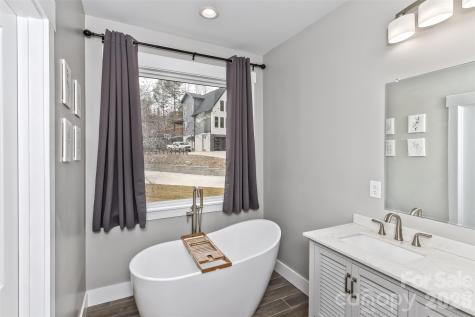 46 Carden Drive Weaverville NC 28787