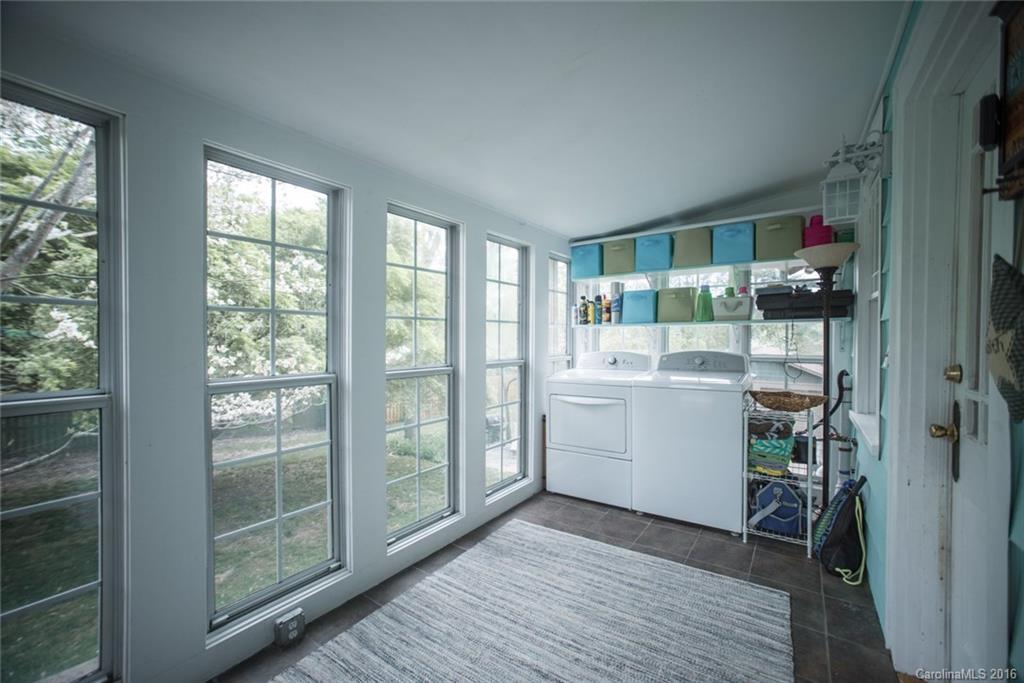 407 Lakeshore Drive Asheville NC 28804
