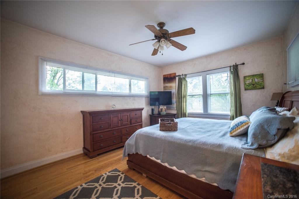 407 Lakeshore Drive Asheville NC 28804